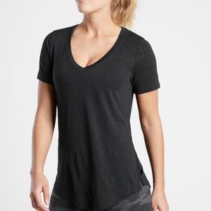 Athleta Breezy Scoop V Tee XS